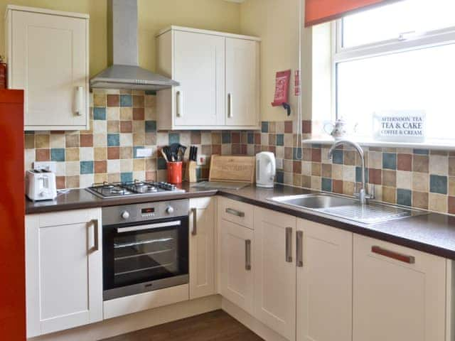 Well-equipped kitchen | Stable Cottage - Border Forest Cottages, Cottonshopeburnfoot, near Otterburn