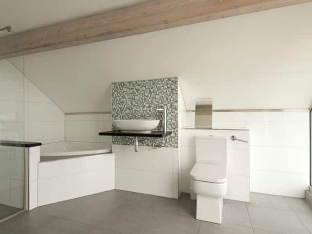 En-suite bathroom with separate shower cubicle and corner bath | Silver Dawn, Horning, near Wroxham