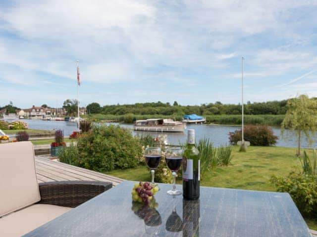 Outdoor furniture on decking | Silver Dawn, Horning, near Wroxham