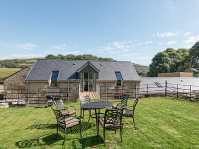 Attractive holiday home | Property 1 - Rew Farm Barns, Ventnor