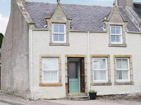 Charming cottage in a pretty Highland village | Foundry Bank, Bonar Bridge