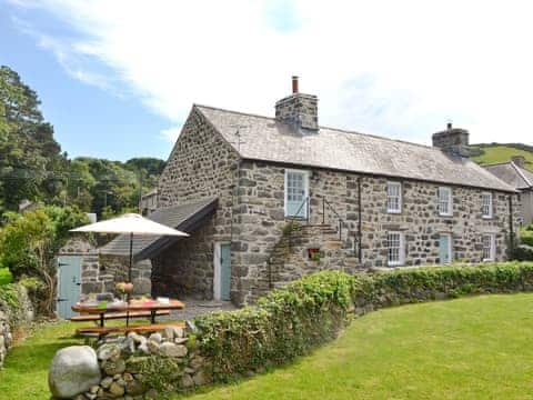 Exterior | Ty Newydd, Llwyngwril, near Aberdovey