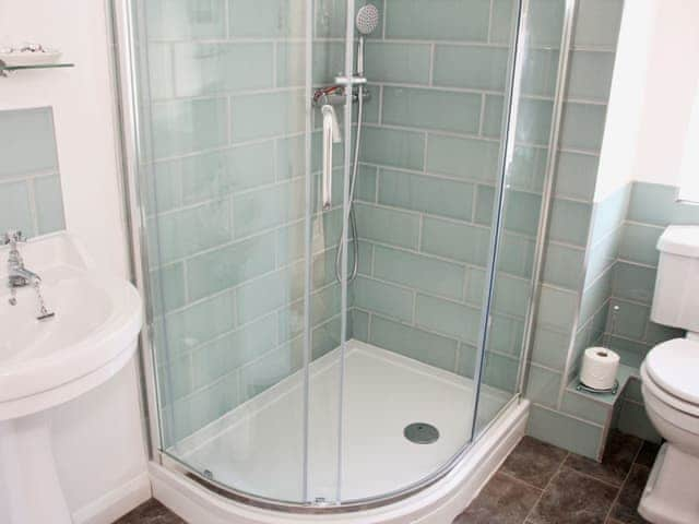 Shower room | White Horse Cottage, West Meon, near Petersfield