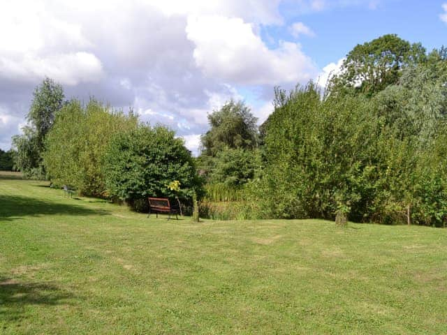 Shared garden area | Scarning Dale Cottages, Scarning, nr. Dereham