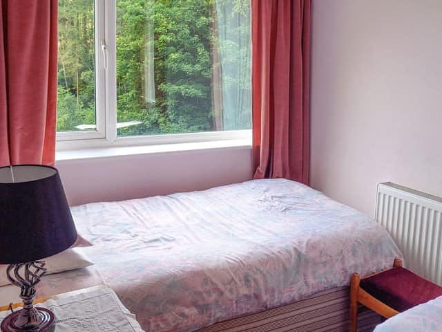 Twin bedroom | Oak Lea, Seldom Seen near Thornthwaite