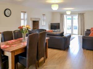 Comfortable open plan living/dining room/kitchen | Ryandale, Longhirst, near Morpeth