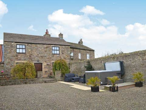 Lovely stone-built accommodation on a working farm | The Cottage at Wilson House, Barningham, near Richmond