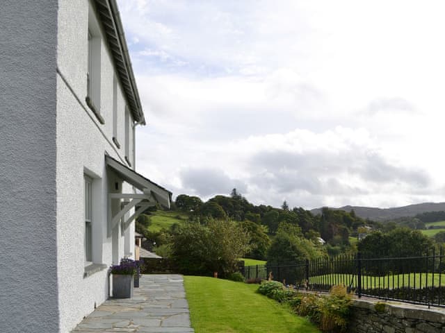 Superb holiday accommodation with commanding views | Dale View, Little Langdale near Ambleside