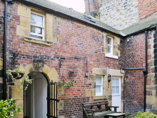 Courtyard to rear of property | Dorothy Forster Court, Alnwick