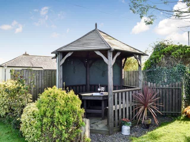 Summerhouse | The Old Granary, Launcells, near Bude