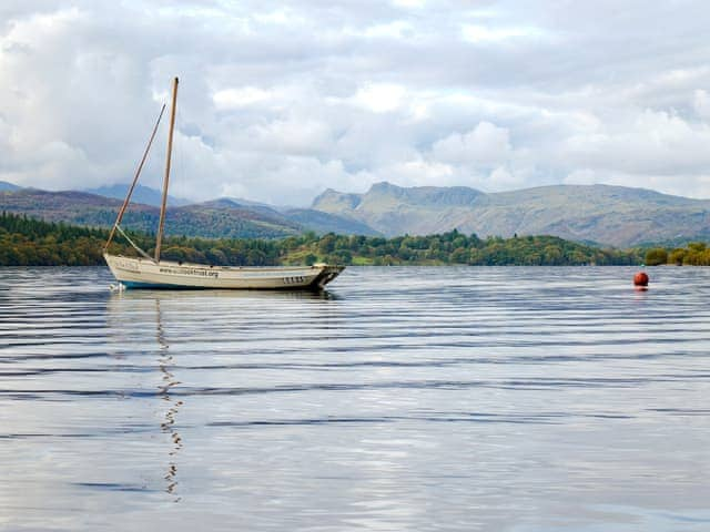 Lake Windermere during autumn | Cumbria, England