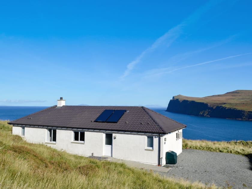 Fantastic property with wonderful sea views | Eas Mor - Eas Mor and Ard Meanish, Milovaig, Glendale