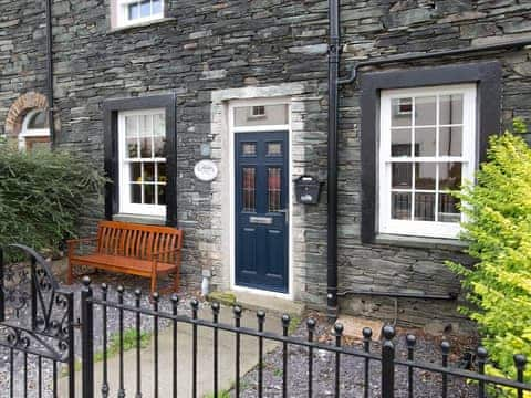 Delightful stone built Lakeland cottage | 22 Rose Terrace, Keswick