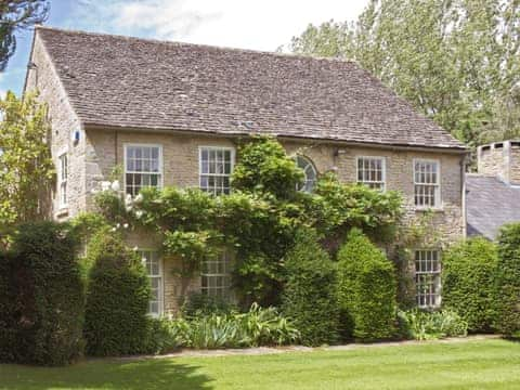 Weir house&rsquo;s garden | Weir House - Bruern Holiday Cottages, Bruern, near Chipping Norton