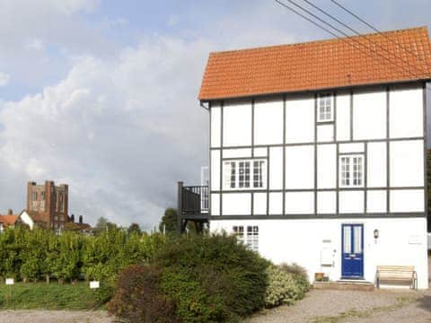 Attractive holiday home | 1 Bell Lodge, Thorpeness, near Aldeburgh