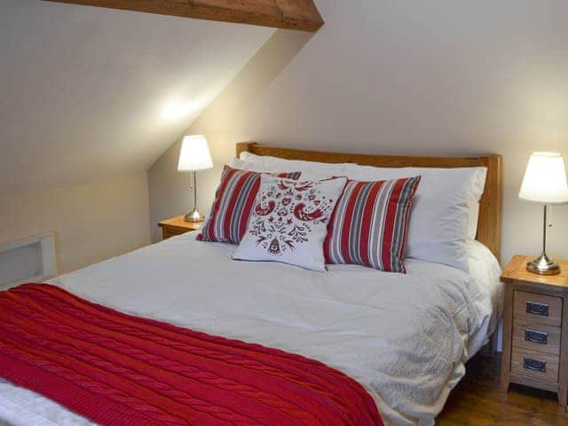 Comfortable double bedroom | The Old Stable, Barber Booth, near Edale