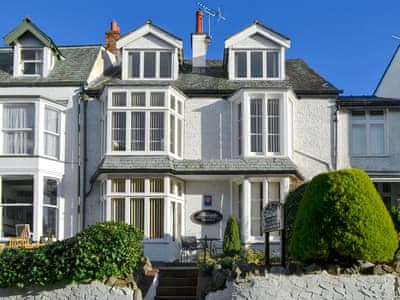 Charming exterior | Catbells, Blencathra, Skiddaw - Hillside Apartments, Keswick
