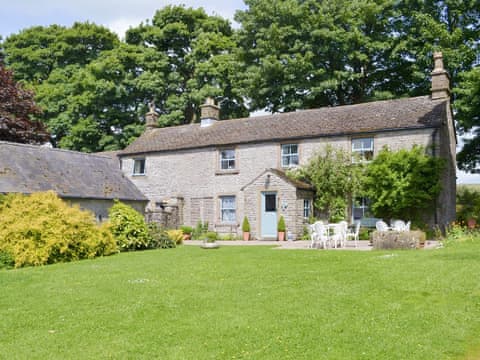 Attractive holiday property | The Farmhouse, Over Haddon, near Bakewell