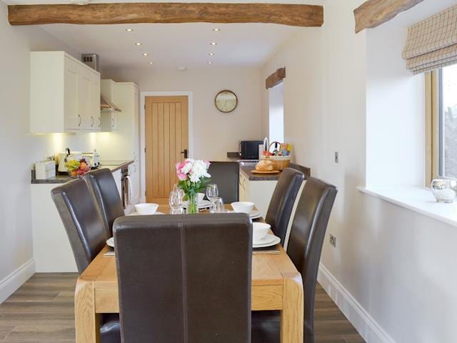 Well equipped kitchen/ dining area | Holgate&rsquo;s Granary, Pendleton, near Clitheroe