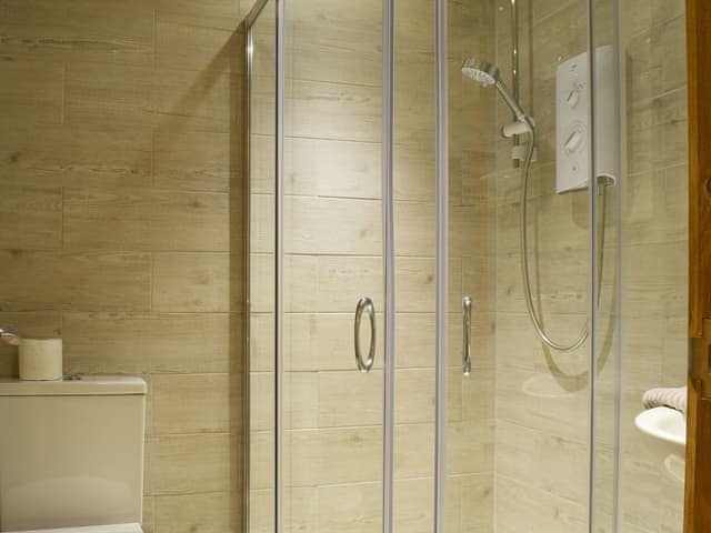 Chic contemporary shower room | Greta Side Court Apartments no 2 - Greta Side Court Apartments, Keswick