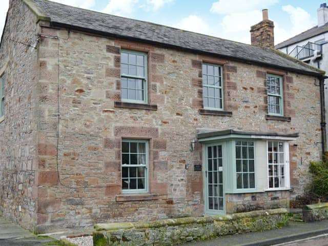 Charming holiday home | Rose Cottage, Beadnell