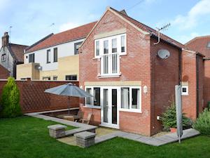 Lovely detached holiday home | Old Dairy Court, Sheringham