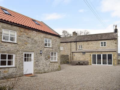 Rear of property with annex on left | Pear Tree Cottage and The Granary, East Witton, near Leyburn