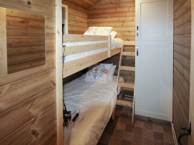 Cosy bunk bedroom | Treehouse Cabin - Wallace Lane Farm Cottages, Brocklebank, near Caldbeck and Uldale