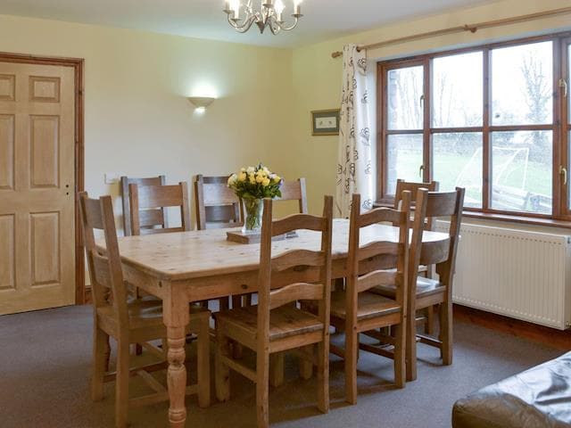 Spacious dining room | Chestnut House - Sherrill Farm Holiday Cottages, Dunterton, near Tavistock