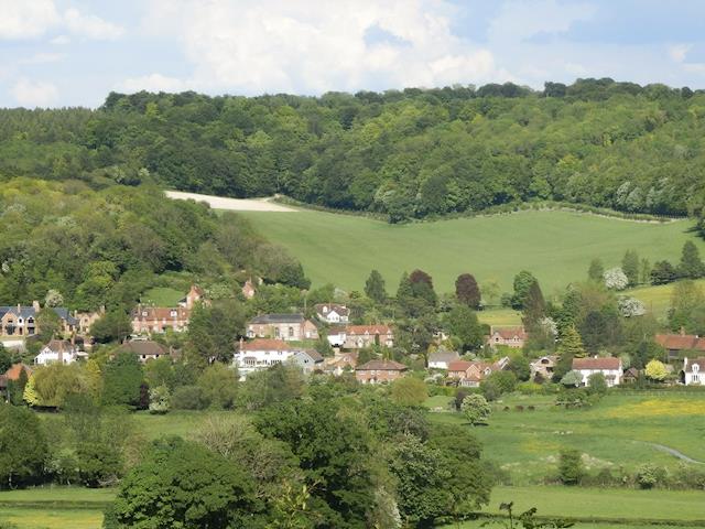 The cottage can be found in a beautiful hamlet in the English countryside | Pheasants Hill Old Byre, Hambleden, near Henley-on-Thames