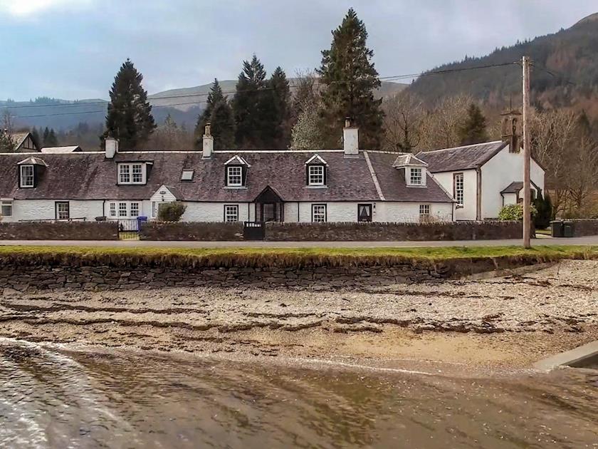 Fern Cottage In Ardentinny Near Dunoon Argyll And Bute Book