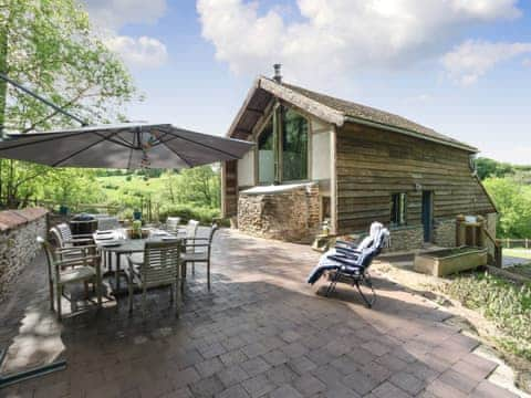 Detached woodland property nestling in rural Gloucestershire | The Retreat, Longhope, near Gloucester