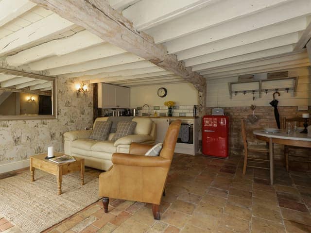 Rustic open plan living space | The Dairy - Green Valley, Ubbeston, near Halesworth