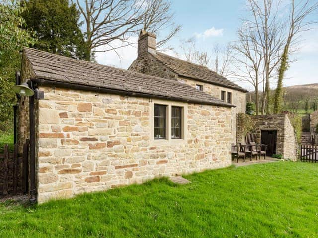 Pretty detached cottage | Highbury Cottage - Church Bank Cottages, Hathersage