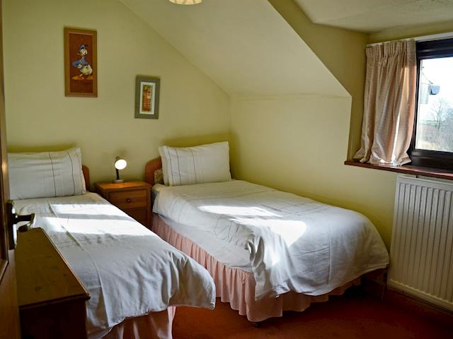 Charming twin bedroom | Tarragon - Sherrill Farm Holiday Cottages, Dunterton, near Tavistock