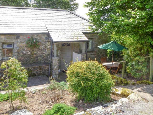 Lovely holiday home with patio area | The Byre - Mennabroom Farm Cottages, Warleggan, near Bodmin