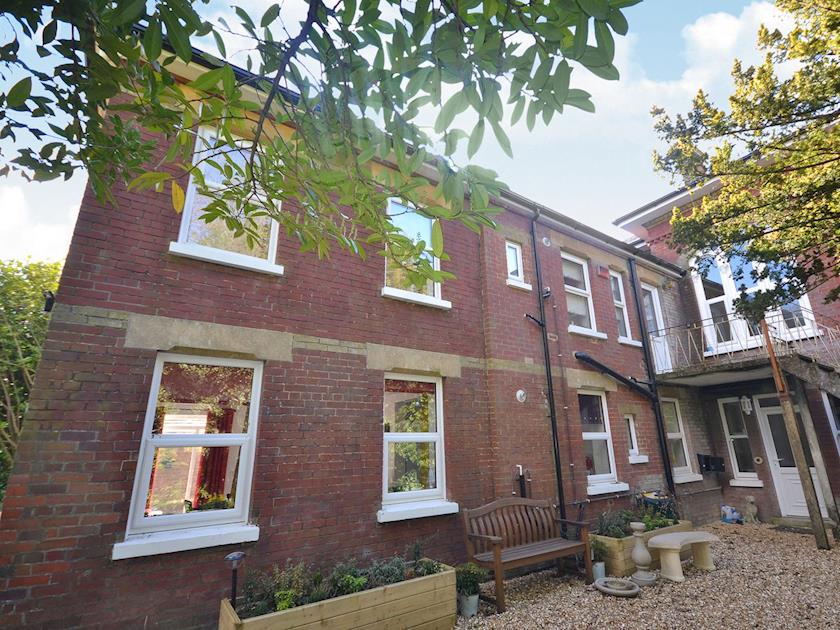 Yewtree Apartment 1