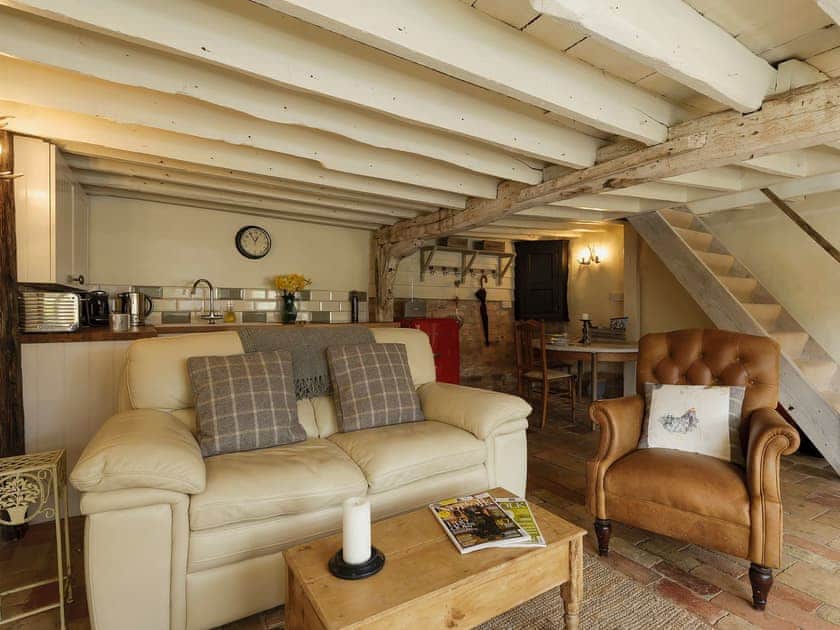 Rustic open plan living space | The Dairy - Green Valley, Ubbeston, near Halesworth