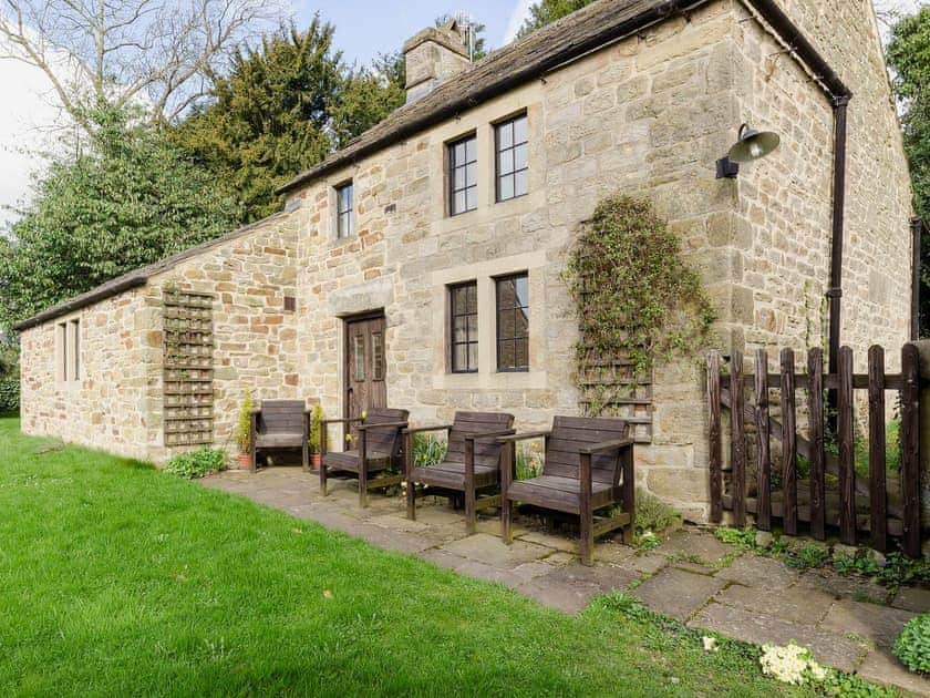 Pretty detached cottage | Highbury Cottage - Church Bank Cottages, Hathersage