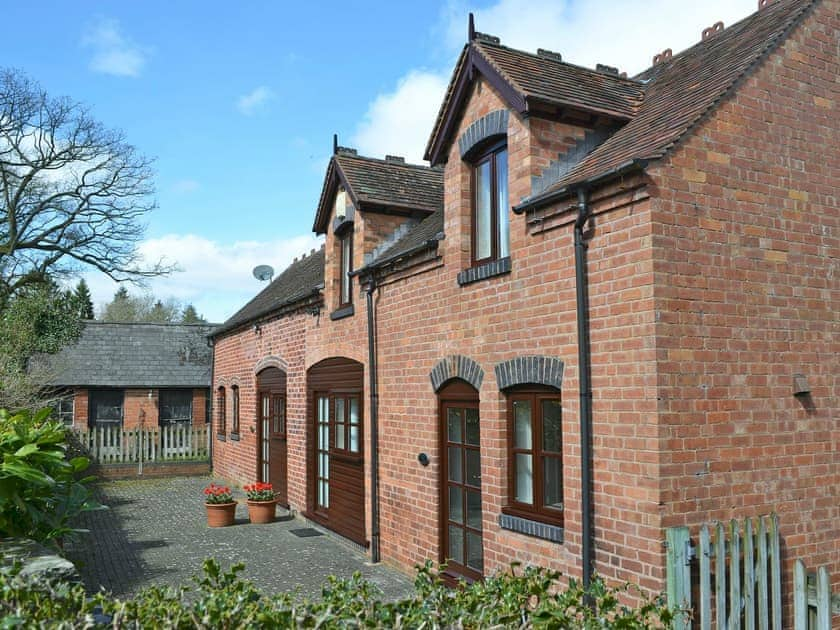 Converted coach house and stables  | Pear Tree Cottage, Strawberry Cottage - Goodmoor Cottages, Wyre Forest, near Bewdley