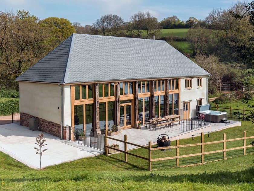 Stunning holiday home. Perfect for large family celebrations | The Linhay - East Dunster Deer Farm, Cadeleigh, near Tiverton