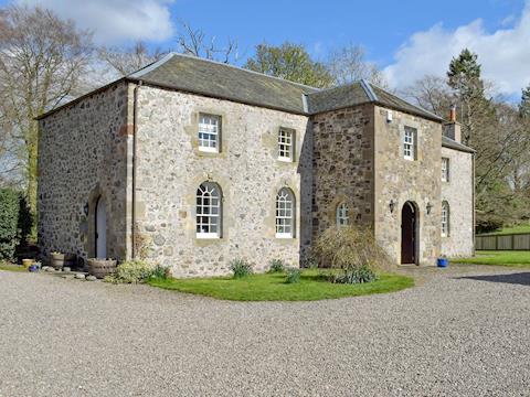 Impressive stone built holiday home | The Stables, Pitcairlie, near St Andrews