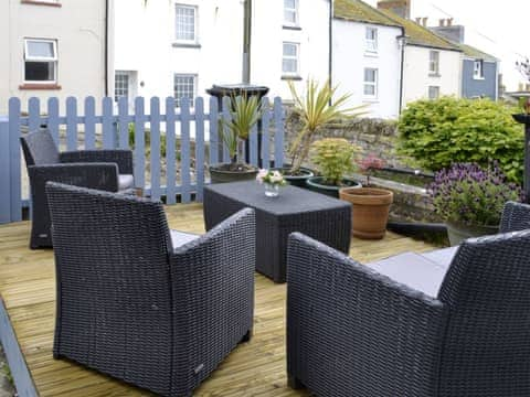 Enclosed decked patio area | Samphire Cottage, Fortuneswell, Portland