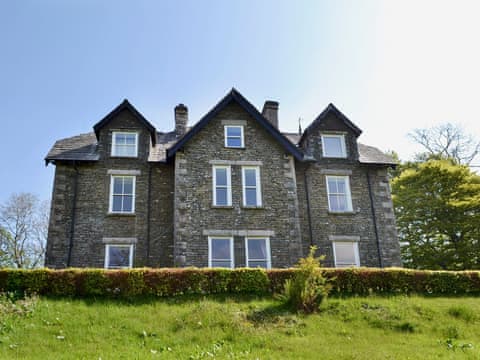 Ideal holiday apartment in the Lake District | The Old Vicarage, Far Sawrey, near Hawkshead