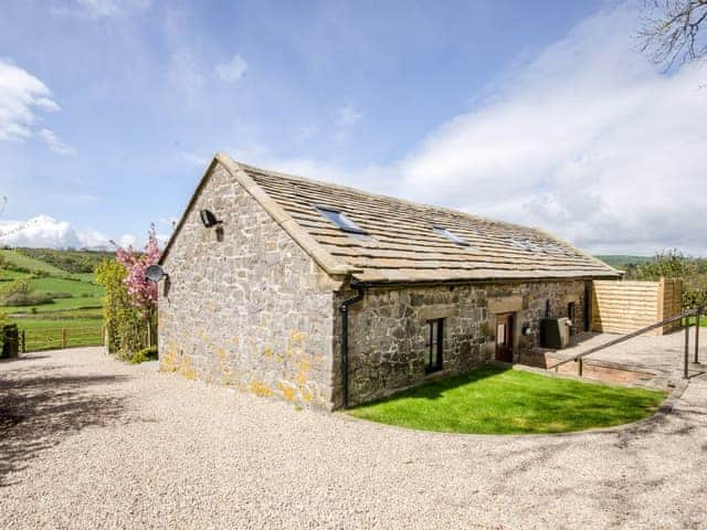 Fabulous large barn conversion | Valley View Barn - Bradbourne, Bradbourne, near Ashbourne