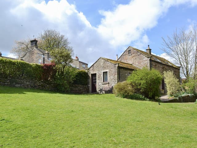 Extensive lawned garden | Yarker Lane Cottage, Mickleton, near Barnard Castle
