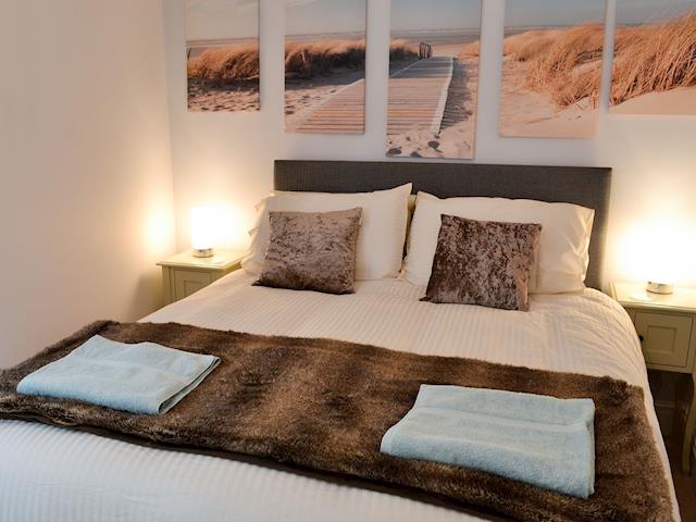 Double bedroom | Roland Cottage, Falmouth
