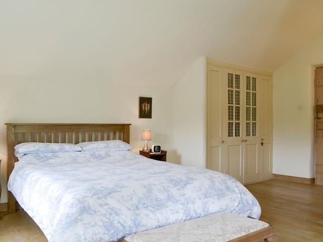 Ample storage within spacious double bedroom | Wordsworth Cottage, Sockbridge, near Ullswater