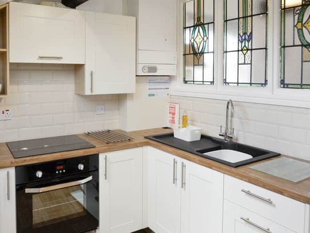 Fully-appointed kitchen | Loft 10 - Royal Oak House, Keswick