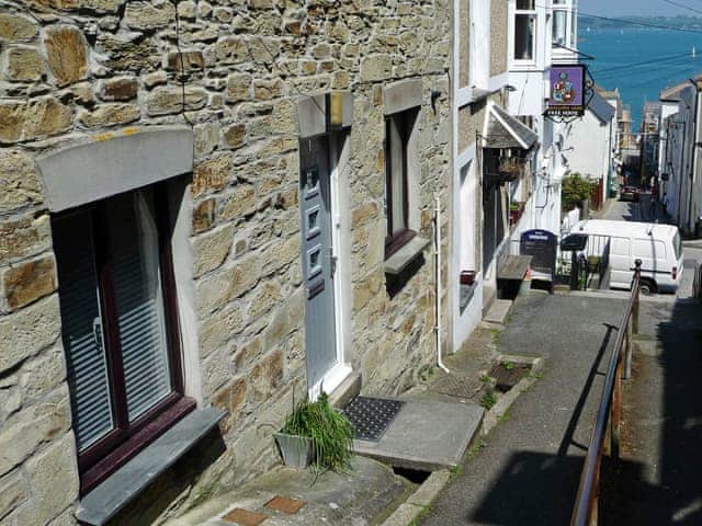 Adorable single-storey holiday home | Roland Cottage, Falmouth